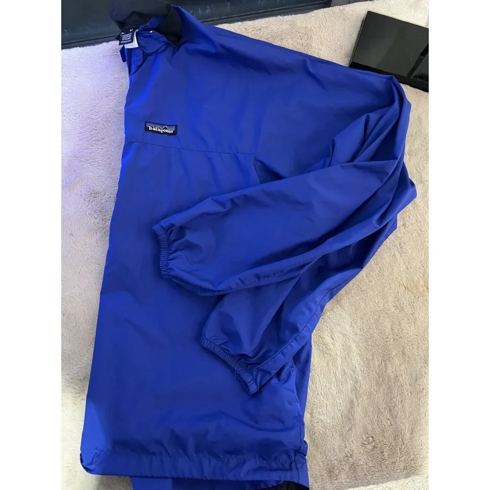 Patagonia Mens Blue Pullover Jacket With Black Collar Lightweight Half-Zip Size